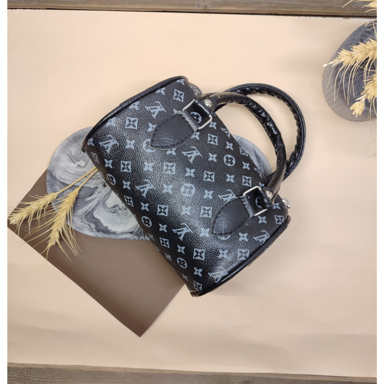 کیف دستی زنانه (پاسپورتی) مونوگرام مشکی طوسی شیک